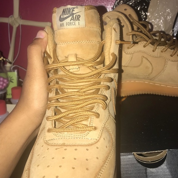 Nike Air Force 1 High 07’ LV8 Flax